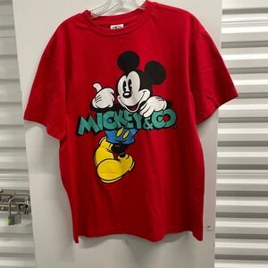 Disney Mickey & Co Mens Medium Red Graphic T-Shirt Mickey Mouse Crewneck Tee